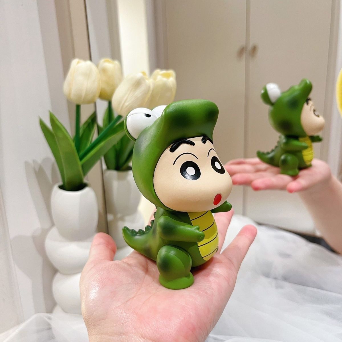 Crayon Shin-chan figurine in a - Home Office Design recension och pris